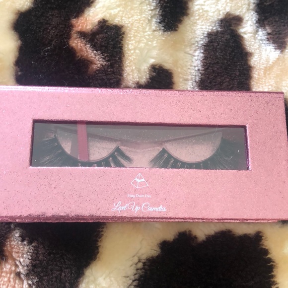 Level Up 3D Mink Lashes - Picture 4 of 7